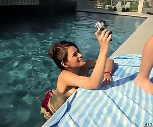 Lola Foxx and Vanessa Veracruz at Sextape Lesbians