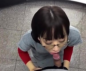 Japan utomhus offentlig, japan fötter slicka närbild