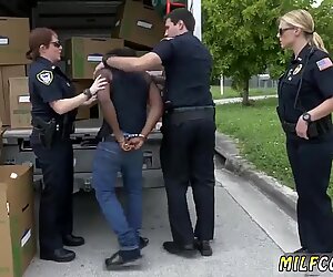 Milf fucks chum compeer in tub Black suspect taken on a tough ride