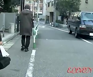 Wicked street sharking with innocent little slapper being really surprised