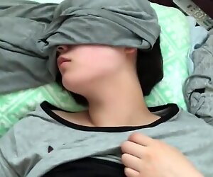 016 Sex slave get creampie in the morning